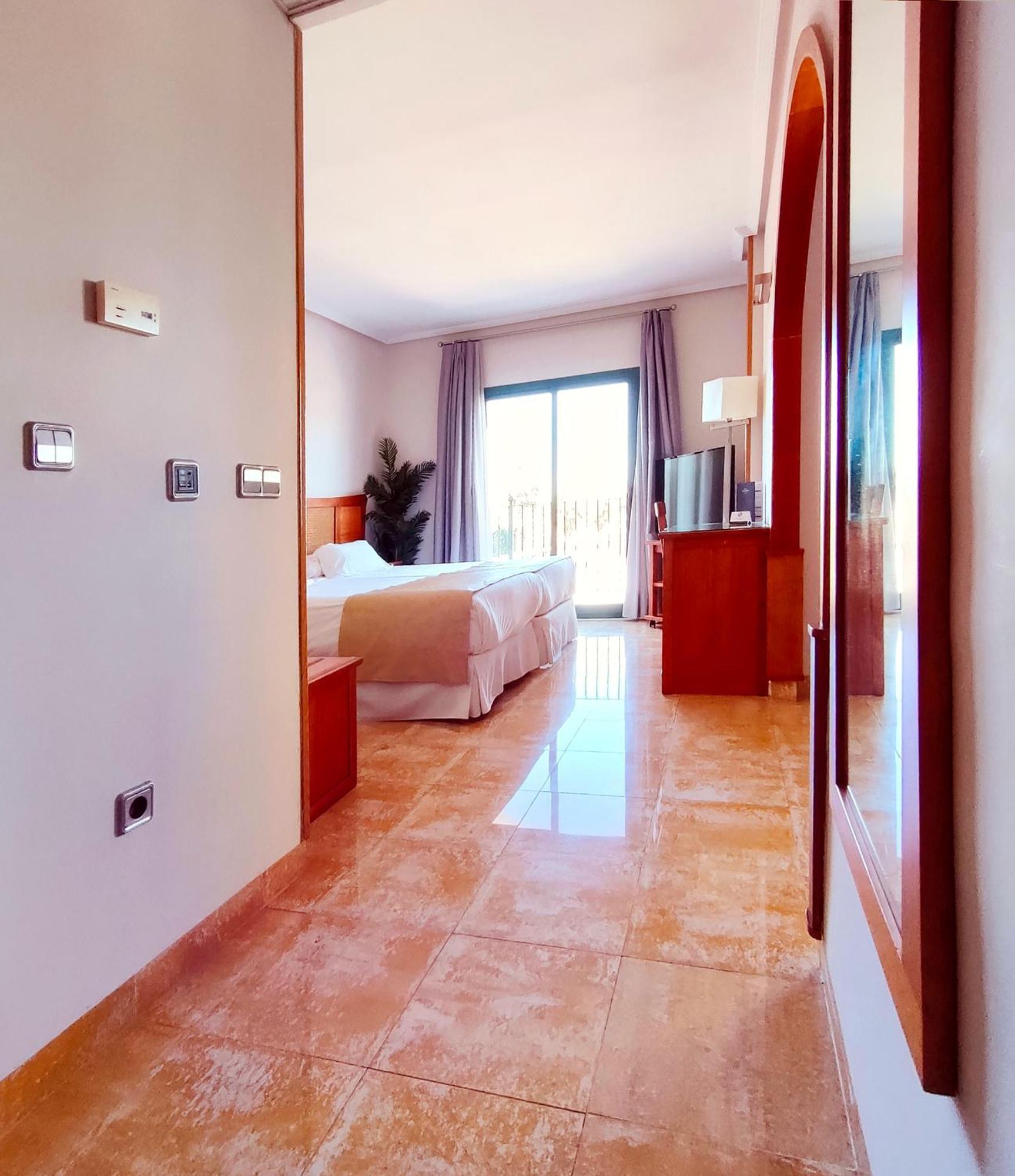Hotel La Laguna Spa & Golf Ciudad Quesada Dış mekan fotoğraf