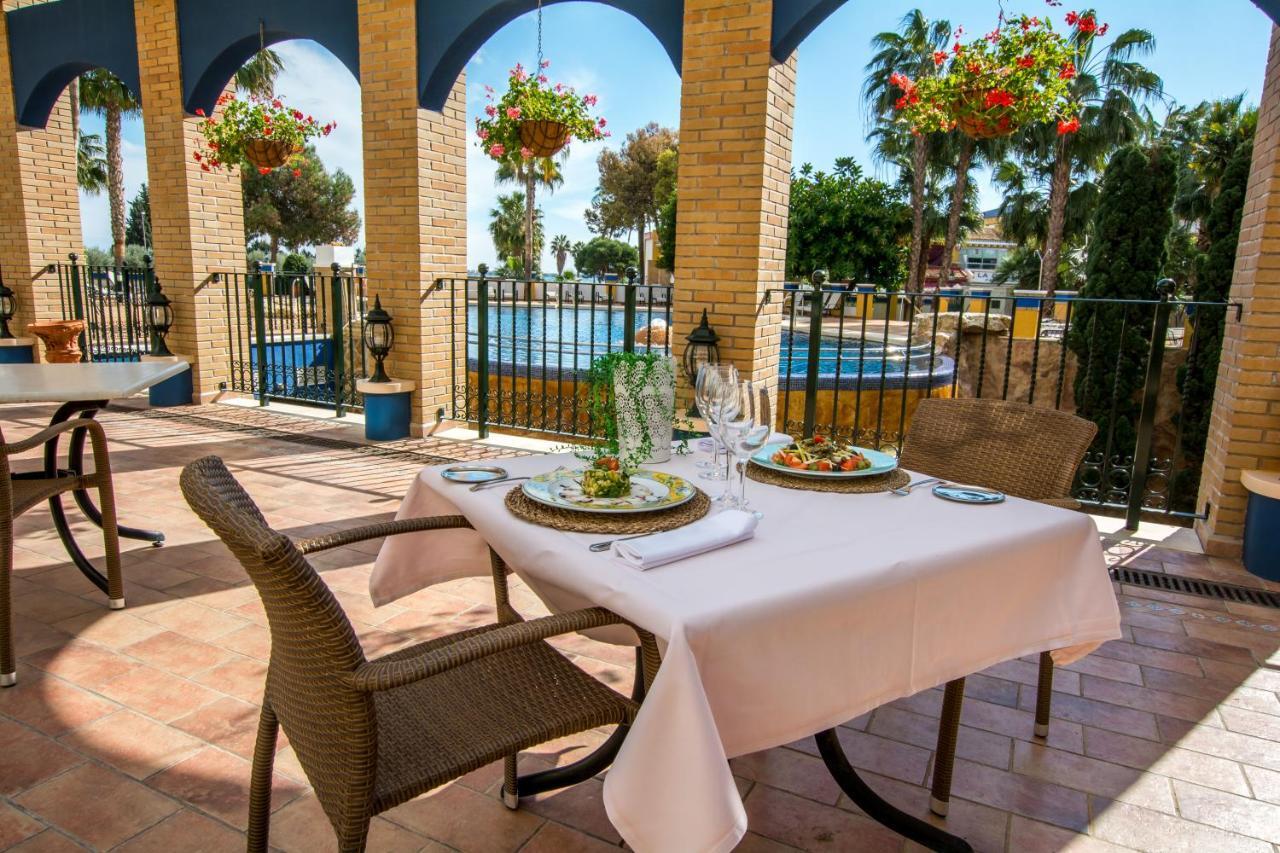 Hotel La Laguna Spa & Golf Ciudad Quesada Dış mekan fotoğraf